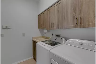 4044 Penshurst Park, Sarasota, FL 34235 - Photo 7
