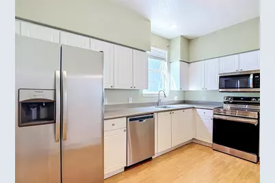 4008 Bangalow Palm Court, Tampa, FL 33624 - Photo 17