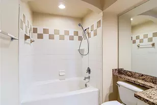 4008 Bangalow Palm Ct, Tampa, FL 33624 - Photo 45