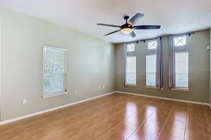 4008 Bangalow Palm Ct, Tampa, FL 33624 - Photo 11