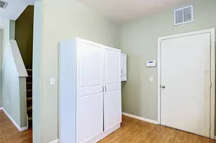 4008 Bangalow Palm Ct, Tampa, FL 33624 - Photo 15