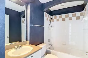 4008 Bangalow Palm Ct, Tampa, FL 33624 - Photo 33