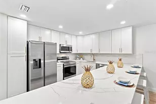 5241 Marsh Field Ln, Sarasota, FL 34235 - Photo 3