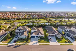 16552 Star Grass Cir, Bradenton, FL 34211 - Photo 3