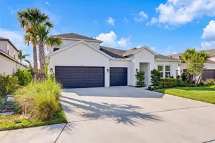16552 Star Grass Cir, Bradenton, FL 34211 - Photo 9