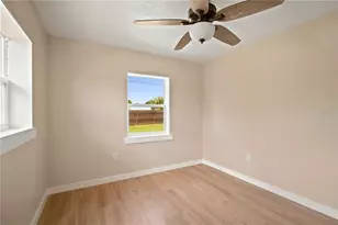 2057 Garden Pkwy, Bradenton, FL 34205 - Photo 35