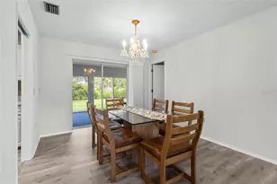 5717 Timberlake Cir, Sarasota, FL 34243 - Photo 17