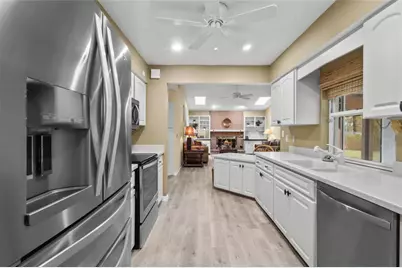 5717 Timber Lake Circle, Sarasota, FL 34243 - Photo 19