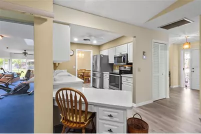 5717 Timber Lake Circle, Sarasota, FL 34243 - Photo 23