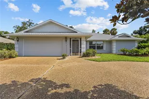 5717 Timberlake Cir, Sarasota, FL 34243 - Photo 1