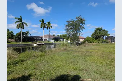 216 SW 12th Street, Cape Coral, FL 33991 - Photo 5