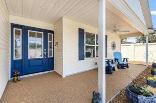 1026 Smyrna St, The Villages, FL 32162 - Photo 3