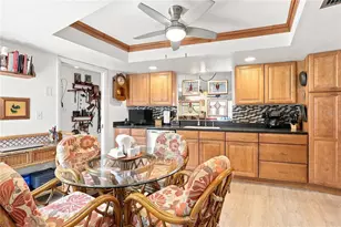 4208 Center Pointe Ln, Sarasota, FL 34233 - Photo 15
