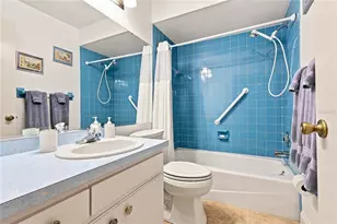 4208 Center Pointe Ln, Sarasota, FL 34233 - Photo 23