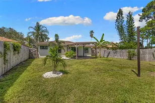 1840 Rita St, Sarasota, FL 34231 - Photo 13