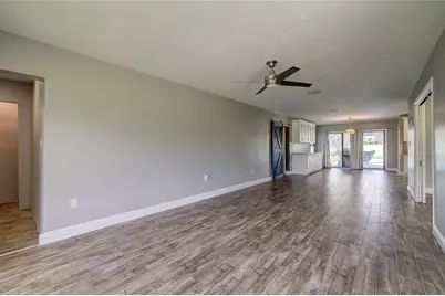 323 Suwanee Avenue, Sarasota, FL 34243 - Photo 27