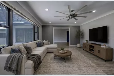 323 Suwanee Avenue, Sarasota, FL 34243 - Photo 5