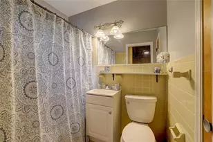 323 Suwanee Ave, Sarasota, FL 34243 - Photo 59