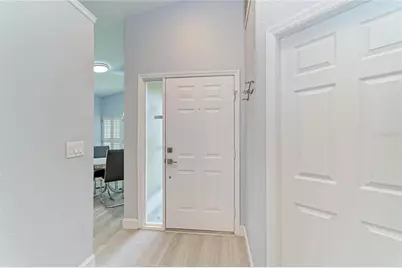 7488 Eleanor Circle #80, Sarasota, FL 34243 - Photo 5