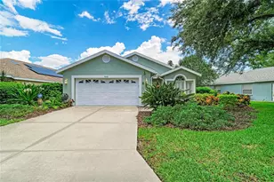 7488 Eleanor Cir, Sarasota, FL 34243 - Photo 3