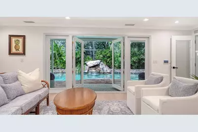 3624 S Lockwood Ridge Road, Sarasota, FL 34239 - Photo 13