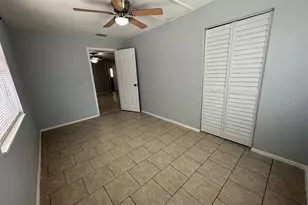 2404 52nd Ave Dr W, Bradenton, FL 34207 - Photo 33