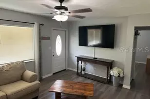 2404 52nd Ave Dr W, Bradenton, FL 34207 - Photo 13