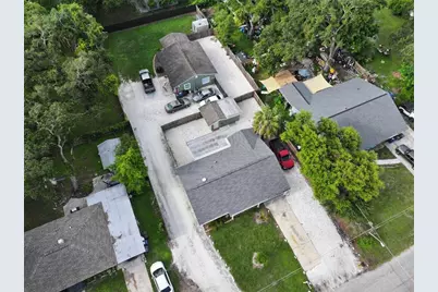 2404 52nd Ave Dr W, Bradenton, FL 34207 - Photo 37