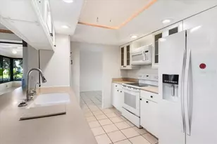 1608 Bob O Link Dr, Venice, FL 34293 - Photo 17