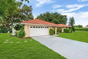 1608 Bob O Link Dr, Venice, FL 34293 - Photo 3