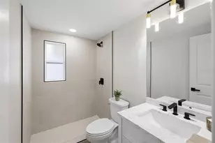 1802 Robinhood St, Sarasota, FL 34231 - Photo 21