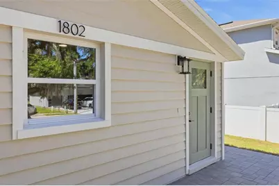 1802 Robinhood Street, Sarasota, FL 34231 - Photo 3