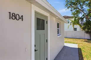 1802 Robinhood St, Sarasota, FL 34231 - Photo 15