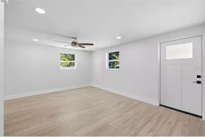 1802 Robinhood Street, Sarasota, FL 34231 - Photo 17