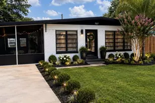 707 Lakewood Ave, Tampa, FL 33613 - Photo 1