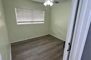 707 Lakewood Ave, Tampa, FL 33613 - Photo 17