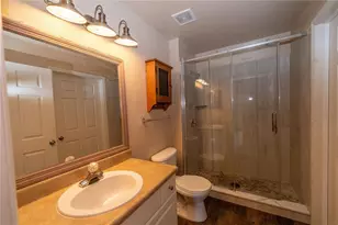 5511 Rosehill Rd, Sarasota, FL 34233 - Photo 23
