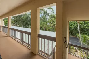 2448 Clubhouse Dr, Sarasota, FL 34232 - Photo 3