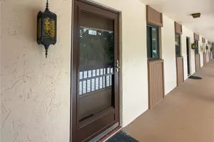 2448 Clubhouse Dr, Sarasota, FL 34232 - Photo 5