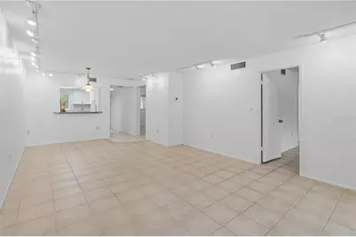 2448 Clubhouse Drive #202, Sarasota, FL 34232 - Photo 15