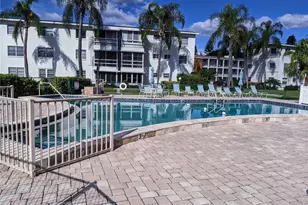 2321 Sunset Dr, Bradenton, FL 34207 - Photo 21