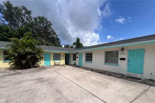 6373 Gateway Ave, Sarasota, FL 34231 - Photo 1