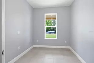 4510 Wilkinson Rd, Sarasota, FL 34233 - Photo 9