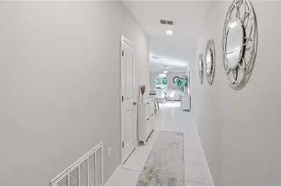 10331 Blue Plume Court, Riverview, FL 33578 - Photo 9
