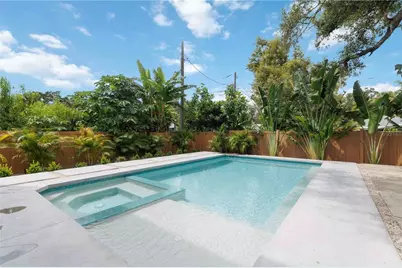 2419 Hillview Street Street, Sarasota, FL 34239 - Photo 51