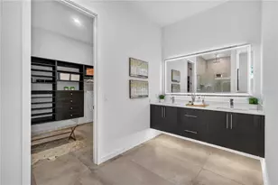 2419 Hillview Street St, Sarasota, FL 34239 - Photo 21