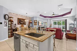 7010 Playa Bella Dr, Bradenton, FL 34209 - Photo 21