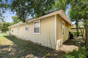 919 Goodrich Ave, Sarasota, FL 34236 - Photo 11