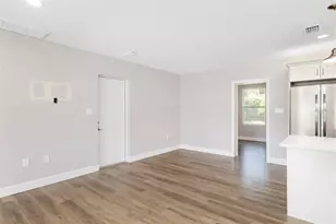 2253 Goldenrod St, Sarasota, FL 34239 - Photo 17