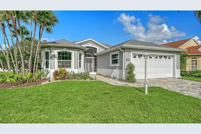 4444 Edinbridge Circle #121, Sarasota, FL 34235 - Photo 3